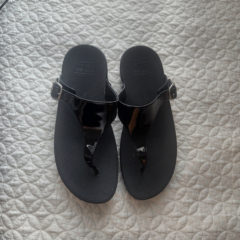 Fitflop Black Sandals Minimalist Design